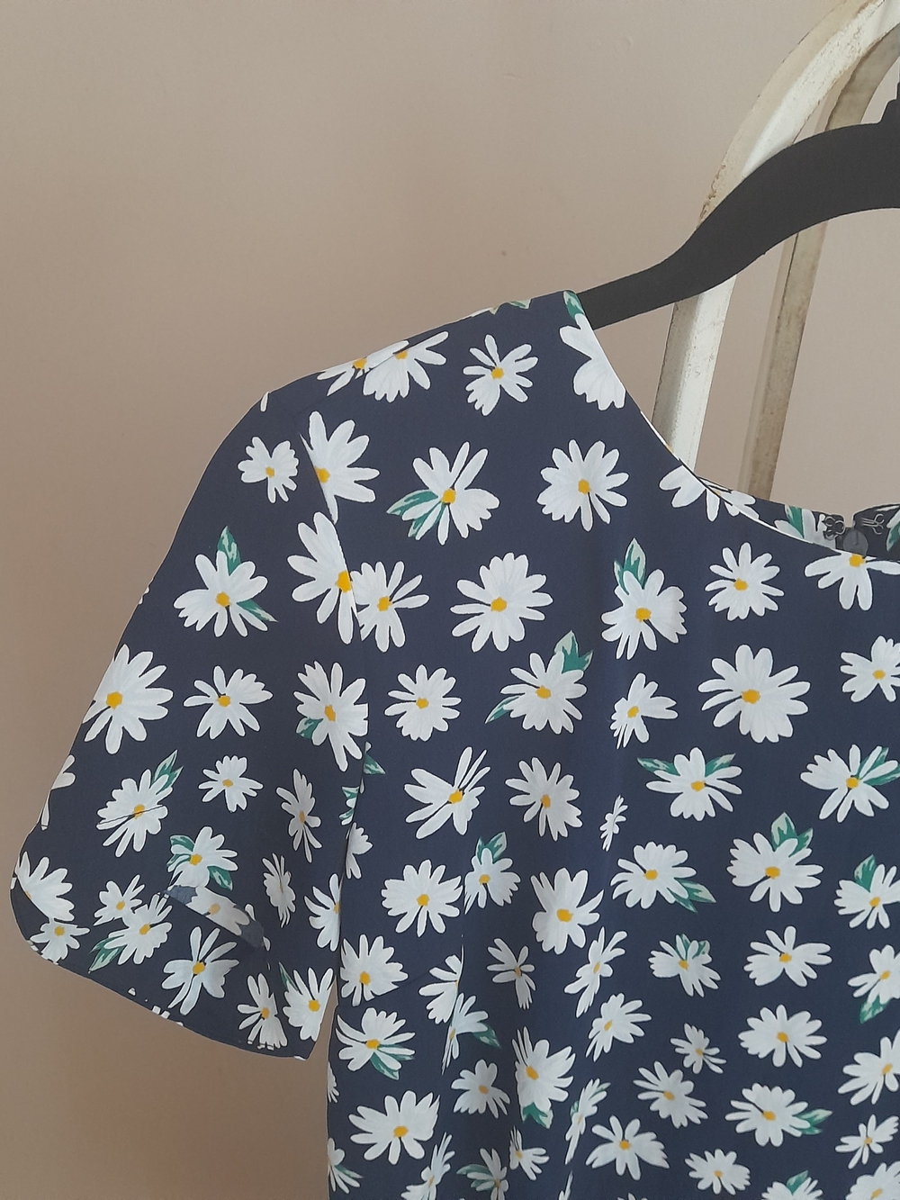 Old Navy Navy Daisy Midi Dress - Picture 6 of 11